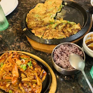 Seafood Pancakes, Stir-fried Squid