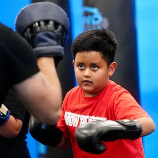 Help your kids gain confidence through fitness and boxing.

#boxing #kids #fitspo #life #abs #healthyfood #bhfyp #happy #inspiration