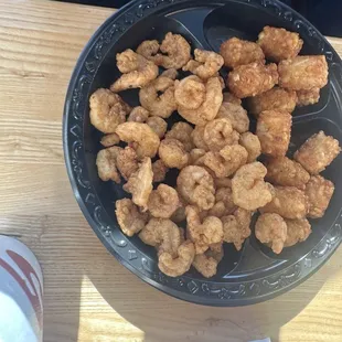 Shrimp plate with tots