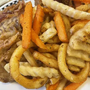 Motley fries so good