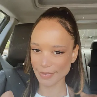 Victoria D.