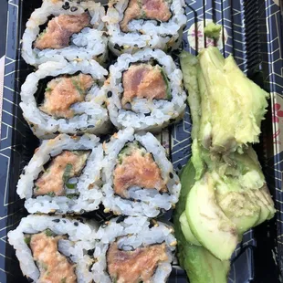 Spicy tuna roll