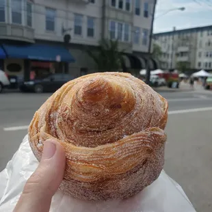 Peach jam cruffin