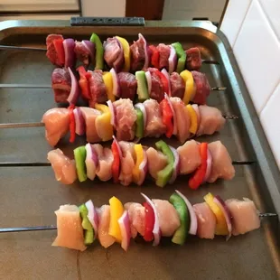 Making kabobs!!! Using Hyde Park Fine Meats&apos; fresh veggies, chicken and steak!! Yum!!