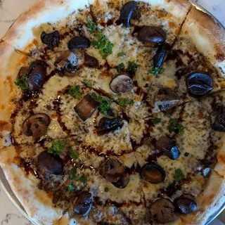 The Fungi Pizza