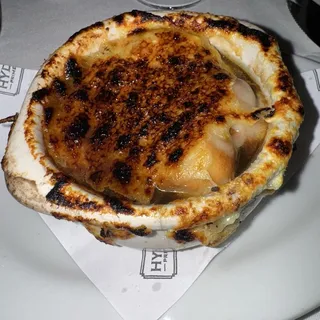 Classic Baked Onion Soup