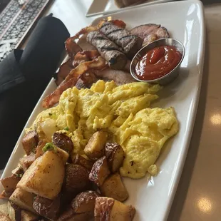 Breakfast platter