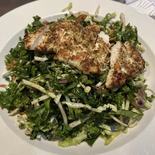 Kale salad large with grilled chicken