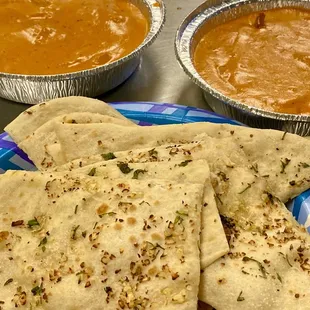 Butter Chicken, Garlic Naan
