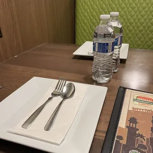 Table arrangement