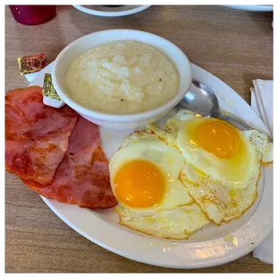 Ham and eggs with grits
