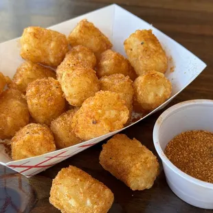Hynson&apos;s tots