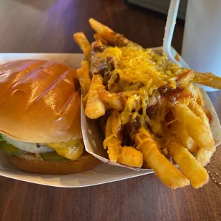 Hynson's Cheeseburger and Chili Fries