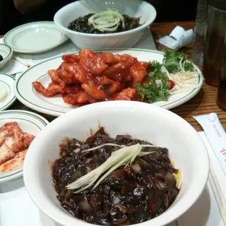SH2. Fried Shrimp with Pepper and Garlic Sauce