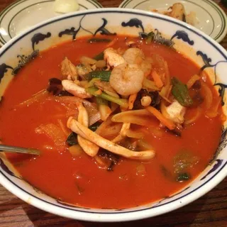 Noodle with Spice Seafood Soup Beef in Sweet & Sour Sauce