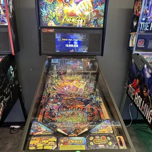 Avengers pinball machine