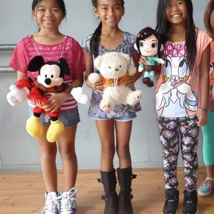 2013 JAZ, RYAL, CHLOE, ALL NOW ON HYPE TEAMS AT..AN HS4L CHRISTMAS