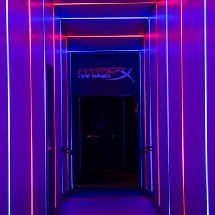 Welcome to the #hypetunnel ! Be sure to snap your photos here and tag us on social media. (@hyperxesalv)
