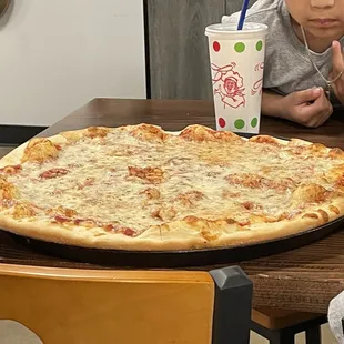 food, pizza
