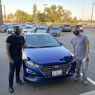 Jo our sales guy &amp; my brother&apos;s new Accent 5/8/21