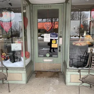 the front door of a coffeehouse