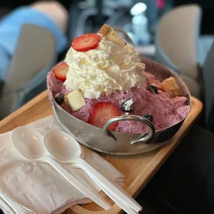 Cheesecake shaved ice