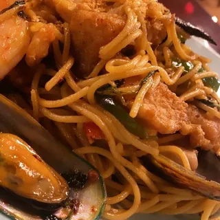 Spaghetti Kee Mao Seafood