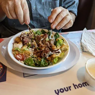 I bbq salad with brisket