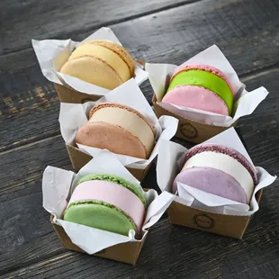 ice cream macarons