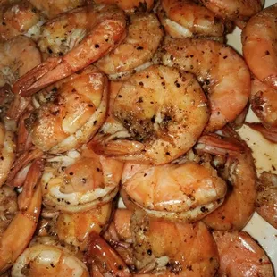 Private chef shrimp seafood night for the clients
