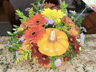 Karel's Flowers & Gifts