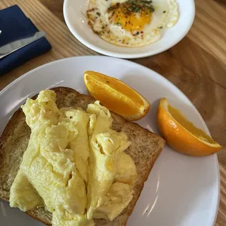 Scrambled Egg Toast