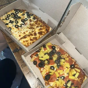 Personal Pizza Half Cheese Half Black Olive Personal Pizza Pepperoni with Black Olive and Pineapple