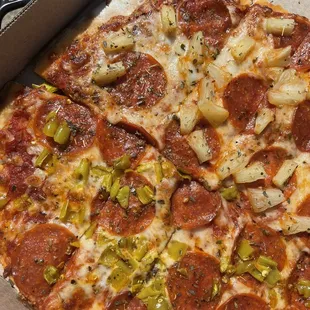 Pepperoni pineapple &amp; banana peppers