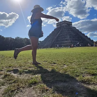 Keyla G.
