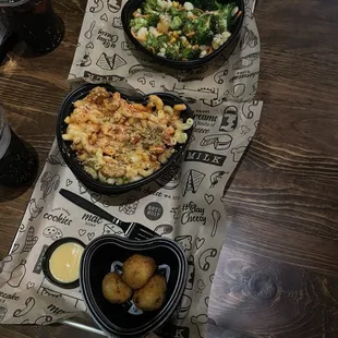 Skinny, Sweet &amp; Spicy Bowl and  Chicken Parmesan Mac and not Cheese 3 Count Buffalo Mac Bites