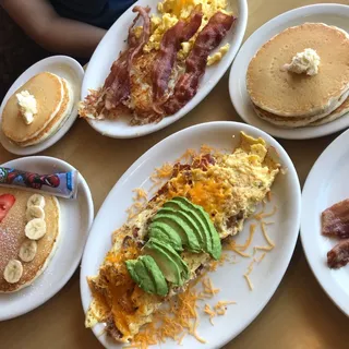 Bacon Avocado Cheese Omelette