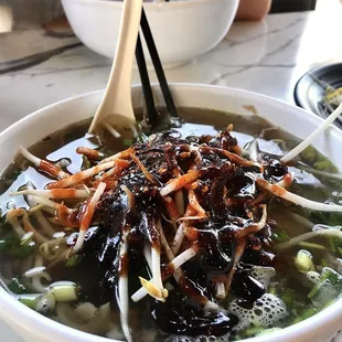 noodle dish, food, noodles, ramen, ramen and noodles, noodle soup