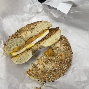 #4 with everything bagel