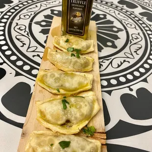 Mushroom mozzarella miniatures with the truffle oil