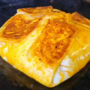 Birria crunchwrap (1.5 lbs)