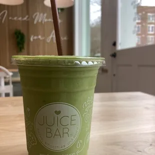 Stopped in for a green smoothie and loved the atmosphere.  Great juices and healthy snacks!