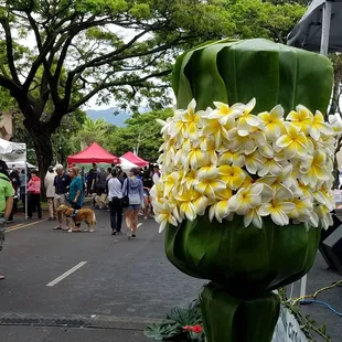 Day before May Day decorations.
