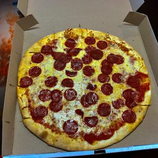 Medium pepperoni pizza extra pepperoni