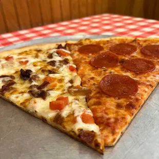 Rio Ranch Pizza &amp; Pepperoni Pizza