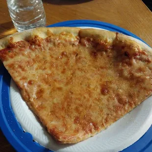 The Is is supposed to be a Extra large