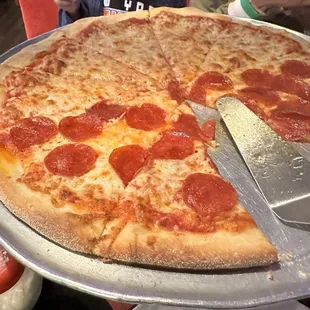 food, pizza