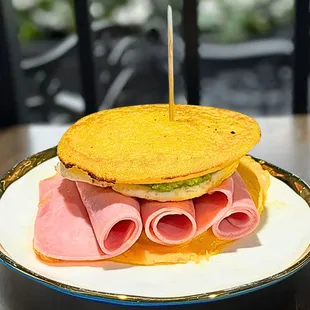 BUILD YOUR OWN AREPA