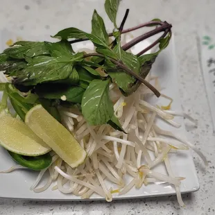 food, ramen and noodles