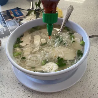 P3. Chicken Pho